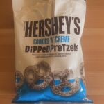 #hersheys #cookiesncream #dippedpretzels
